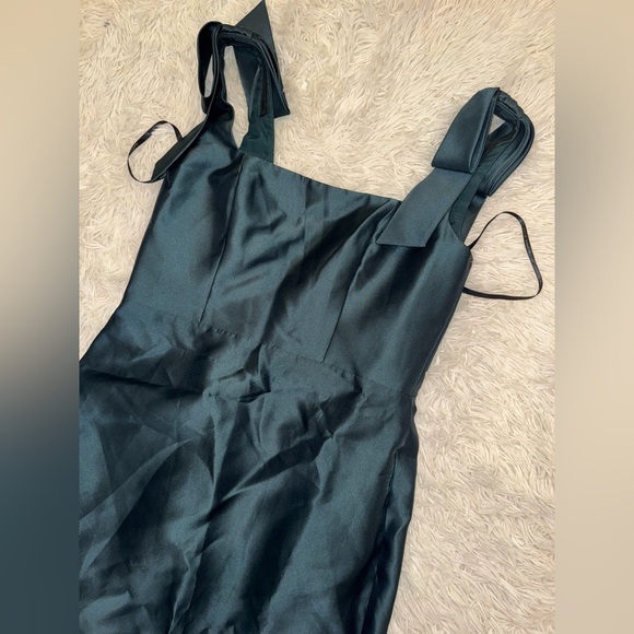 NEW Alfred Sung Bow Strap Satin Twill Trumpet Gown Sz 10 R evergreen green - Picture 3 of 7